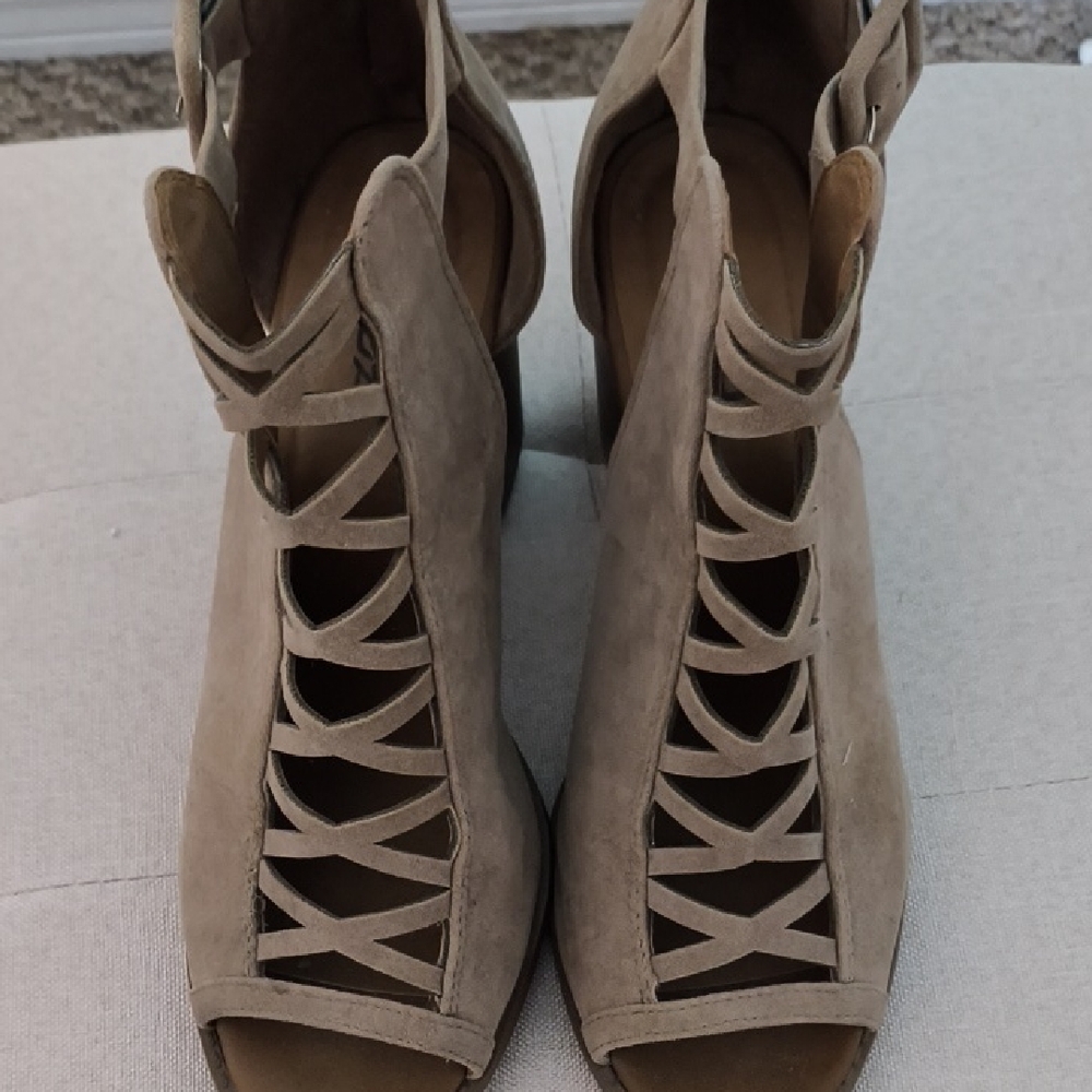 Soda Tan Heels with Chunky Block Heel and Lace-Up Design